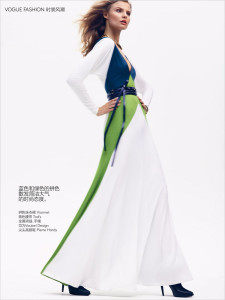 Magdalena-Frackowiak-Vogue-China-Nathaniel-Goldberg-10